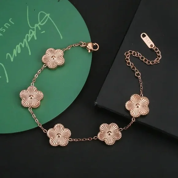 Rose Gold Filled Floral Clover Bracelet - Picture 1 of 1